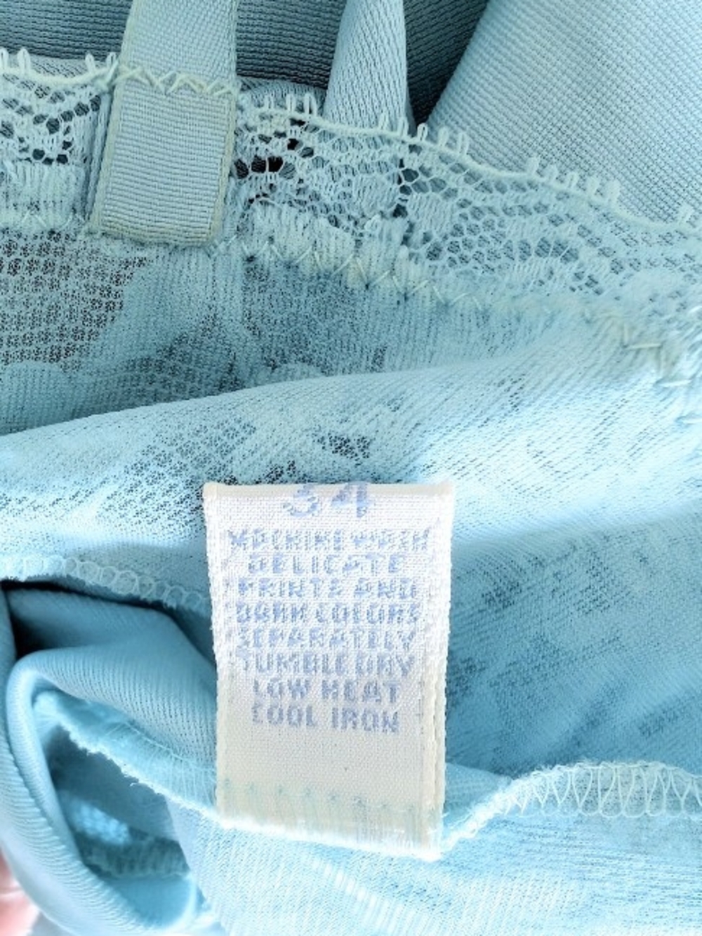 Vanity Fair Vintage Lace Trim Full Slip Dress Powder Blue Size 34 - Picture 5 of 5